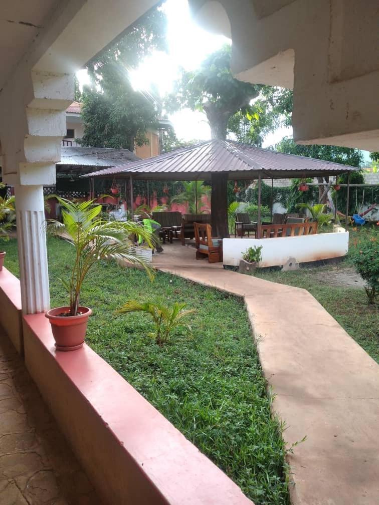 ホテル Mama Pierina Restaurant And Annex Morogoro エクステリア 写真