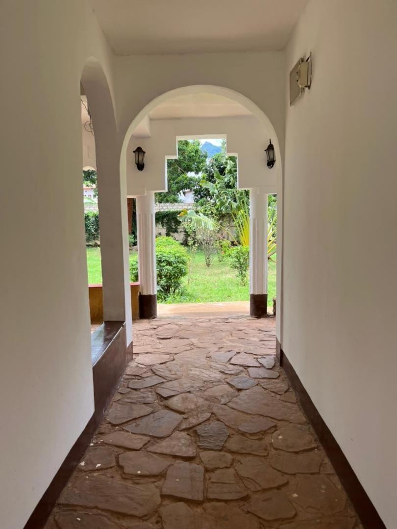 ホテル Mama Pierina Restaurant And Annex Morogoro エクステリア 写真